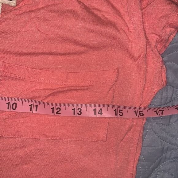 Zenana Outfitters Womens Pink V-Neck T-Shirt S 100% Rayon - Picture 5 of 7